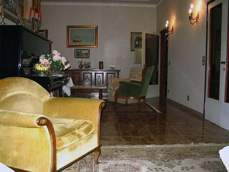 Immagine 17 di Villa in vendita  a Campiglia Marittima