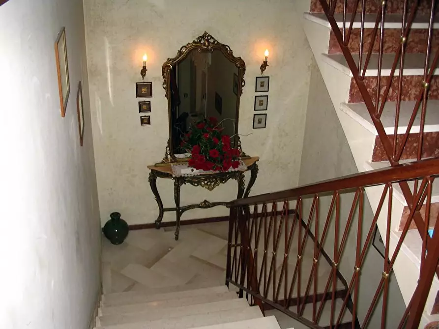 Immagine 12 di Villa in vendita  a Campiglia Marittima