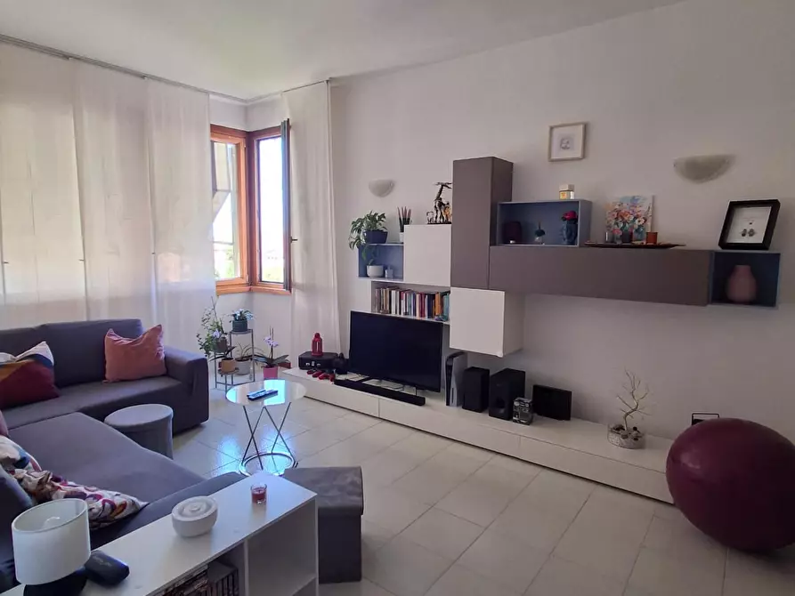Immagine 6 di Appartamento in affitto  a Livorno
