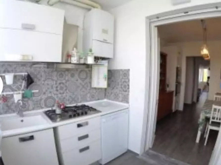 Immagine 8 di Appartamento in vendita  a Viareggio