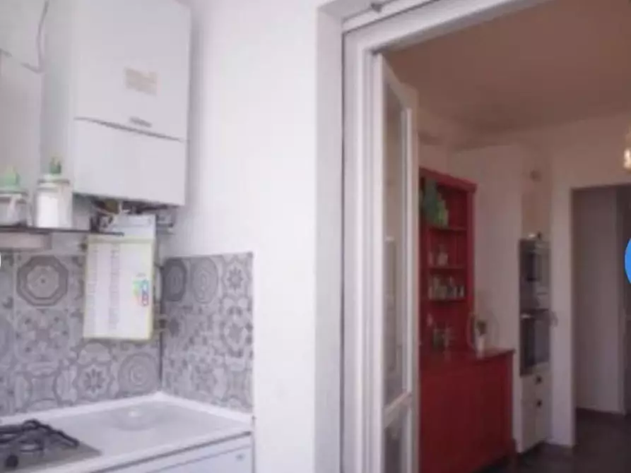 Immagine 7 di Appartamento in vendita  a Viareggio