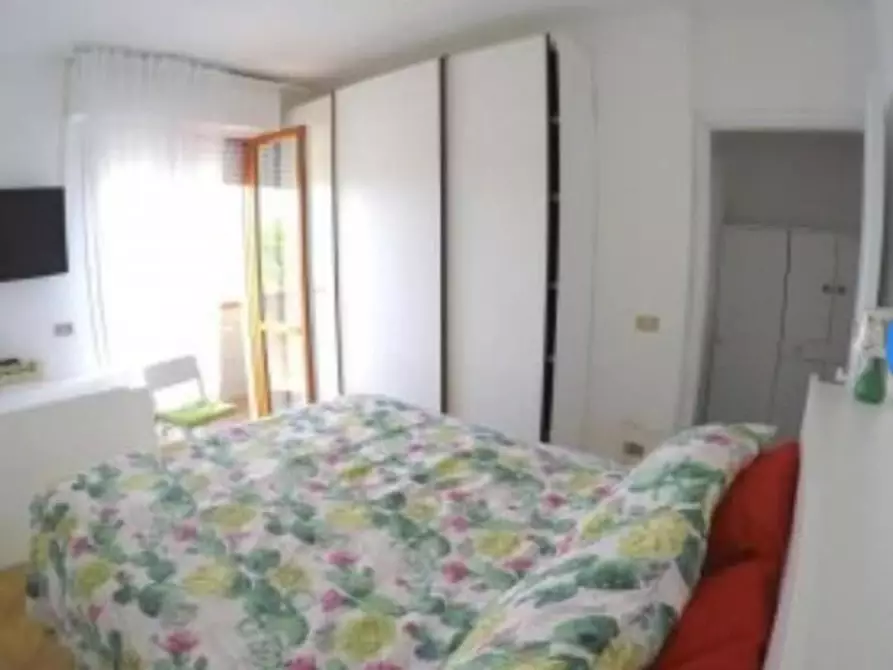 Immagine 24 di Appartamento in vendita  a Viareggio