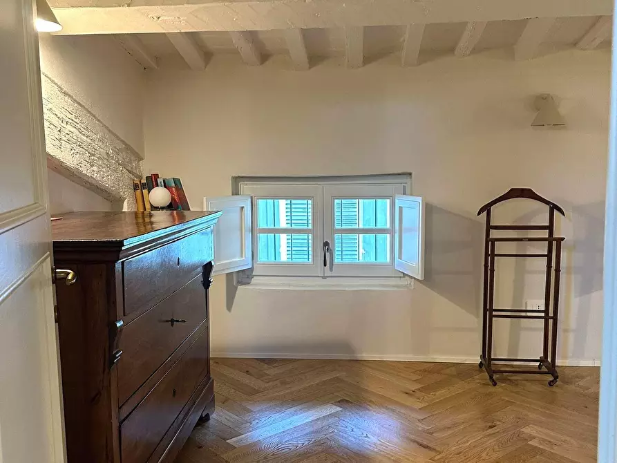 Immagine 29 di Appartamento in vendita  a Lucca