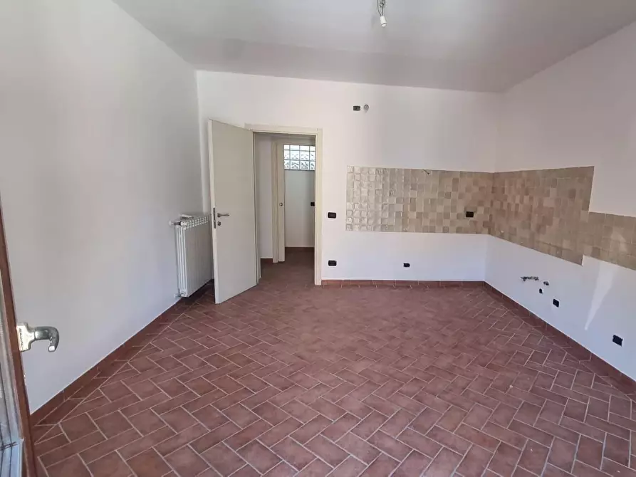 Immagine 1 di Appartamento in vendita  a Pisa