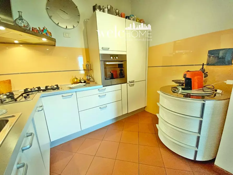 Immagine 6 di Appartamento in vendita  a Campi Bisenzio