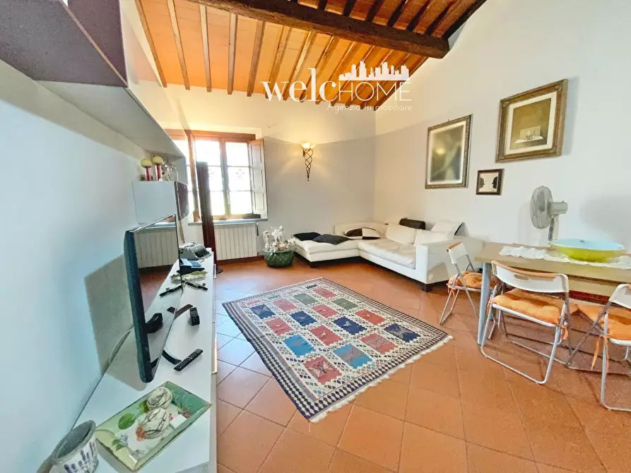 Immagine 1 di Appartamento in vendita  a Campi Bisenzio