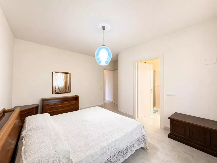 Immagine 12 di Casa indipendente in vendita  a Lucca