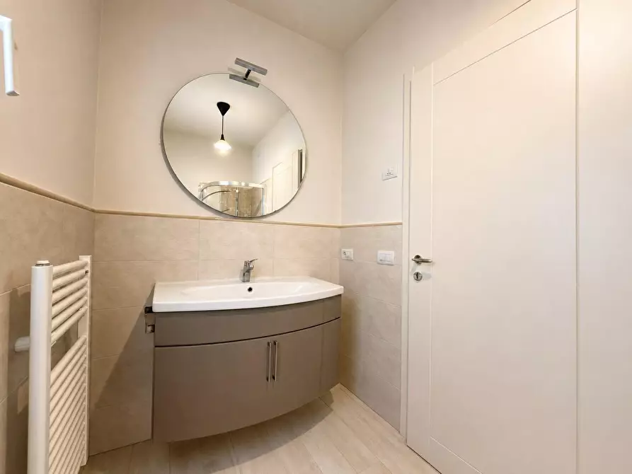 Immagine 22 di Casa indipendente in vendita  a Lucca