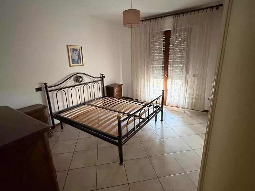 Immagine 5 di Appartamento in vendita  a Massa