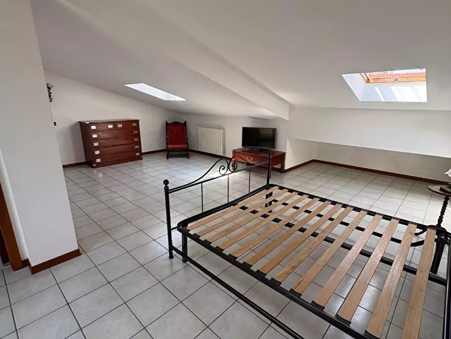 Immagine 12 di Appartamento in vendita  a Massa