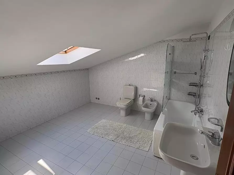 Immagine 10 di Appartamento in vendita  a Massa