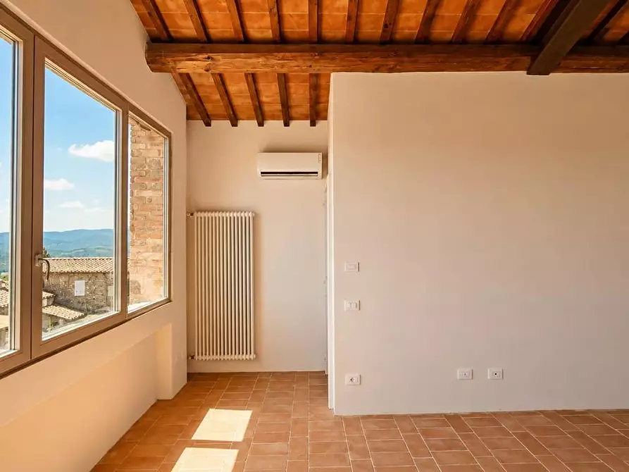Immagine 14 di Casa indipendente in vendita  a Volterra