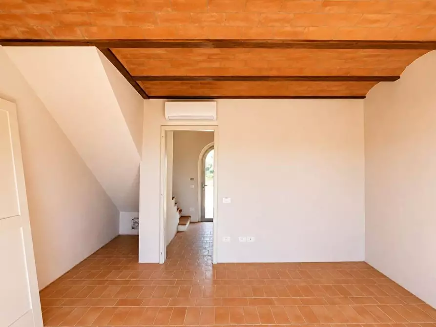 Immagine 10 di Casa indipendente in vendita  a Volterra