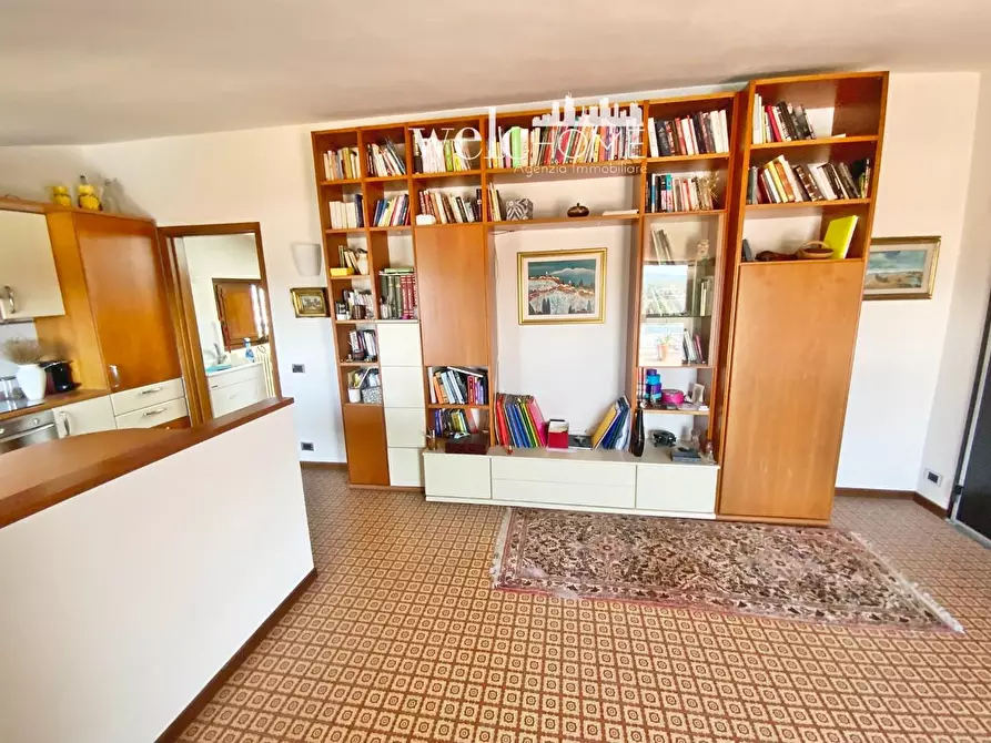 Immagine 25 di Appartamento in vendita  a Firenze