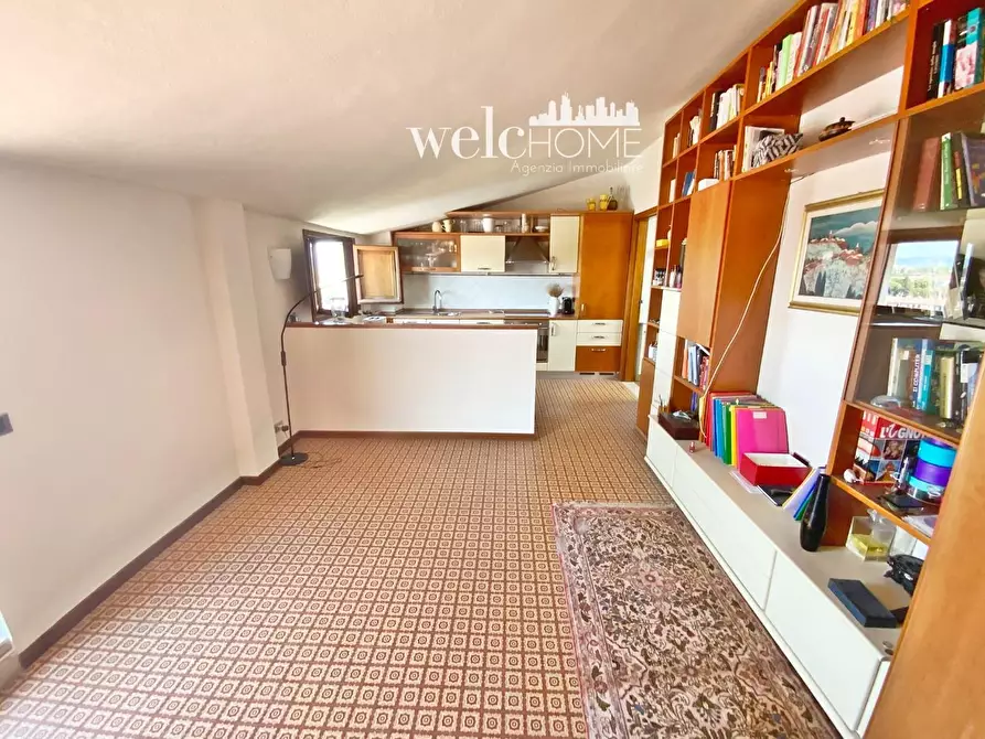 Immagine 41 di Appartamento in vendita  a Firenze
