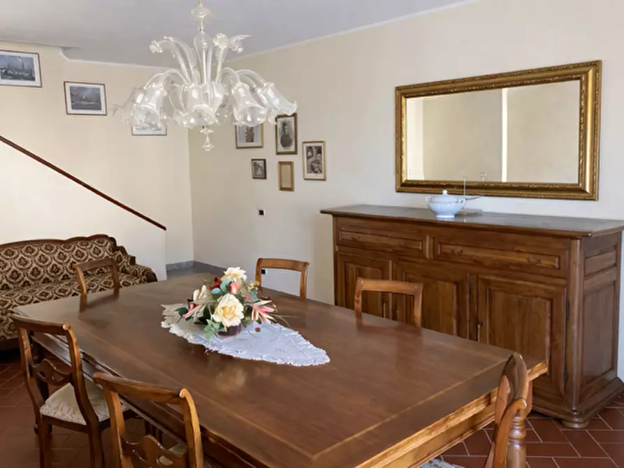 Immagine 7 di Casa bifamiliare in vendita  a Pisa