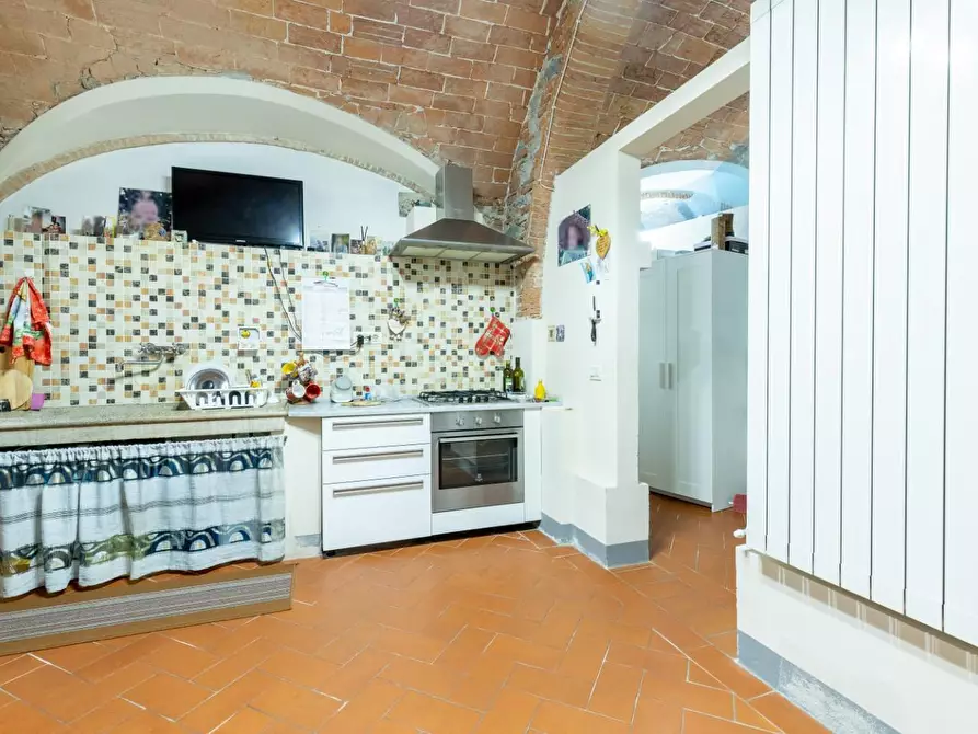 Immagine 29 di Appartamento in vendita  a San Giuliano Terme