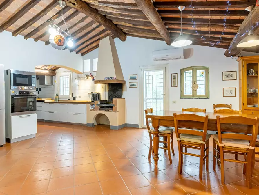 Immagine 9 di Appartamento in vendita  a San Giuliano Terme