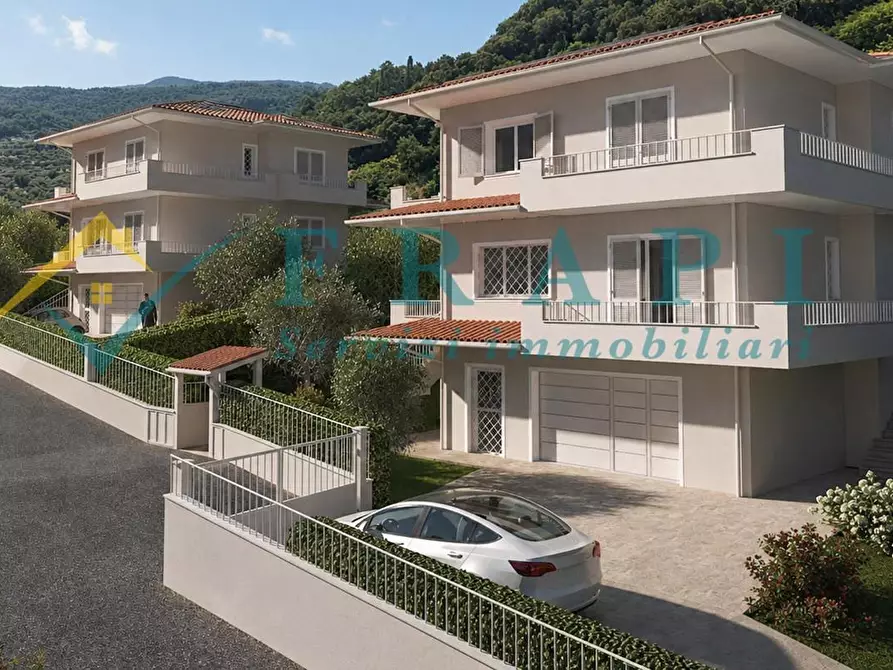 Immagine 2 di Villa in vendita  a Montemurlo