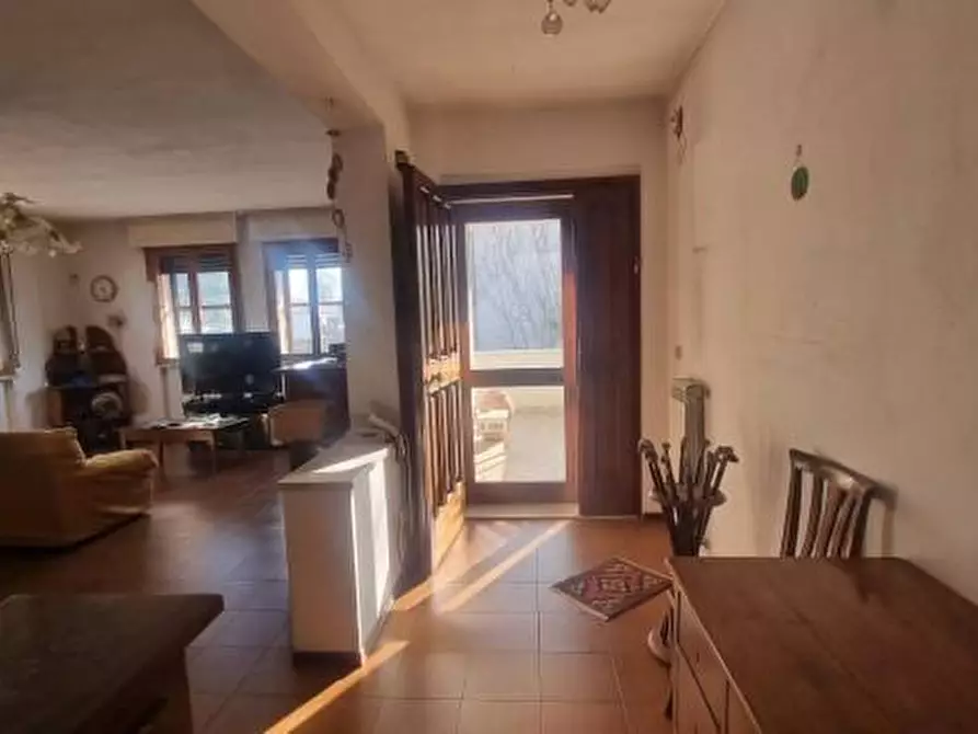 Immagine 4 di Villa in vendita  a Pisa