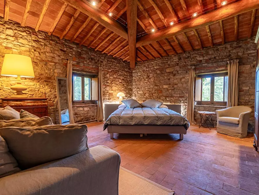 Immagine 45 di Villa in vendita  a Gaiole In Chianti