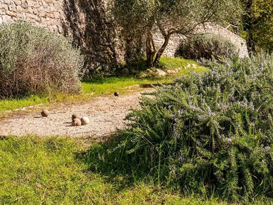 Immagine 17 di Villa in vendita  a Gaiole In Chianti