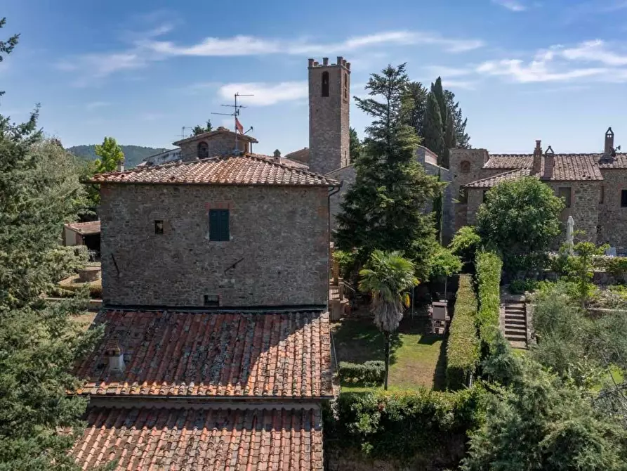 Immagine 7 di Casa colonica in vendita  a Gaiole In Chianti