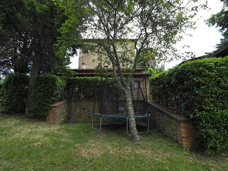 Immagine 30 di Casa colonica in vendita  a Gaiole In Chianti