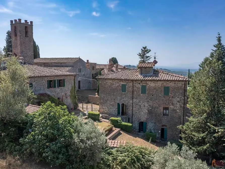 Immagine 6 di Casa colonica in vendita  a Gaiole In Chianti