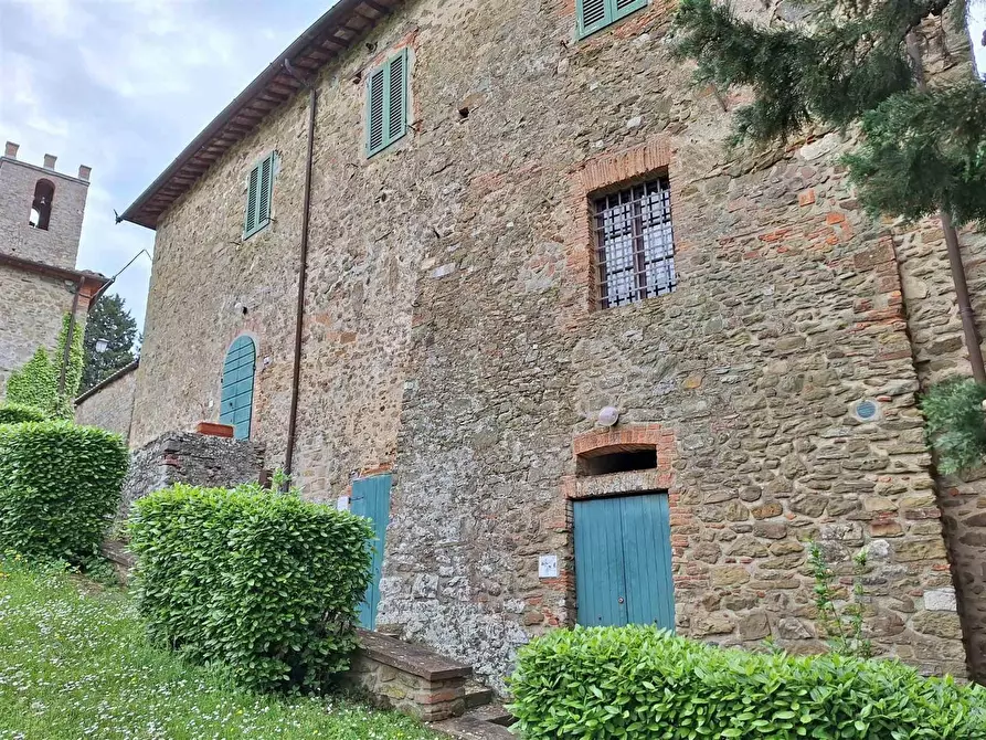 Immagine 26 di Casa colonica in vendita  a Gaiole In Chianti