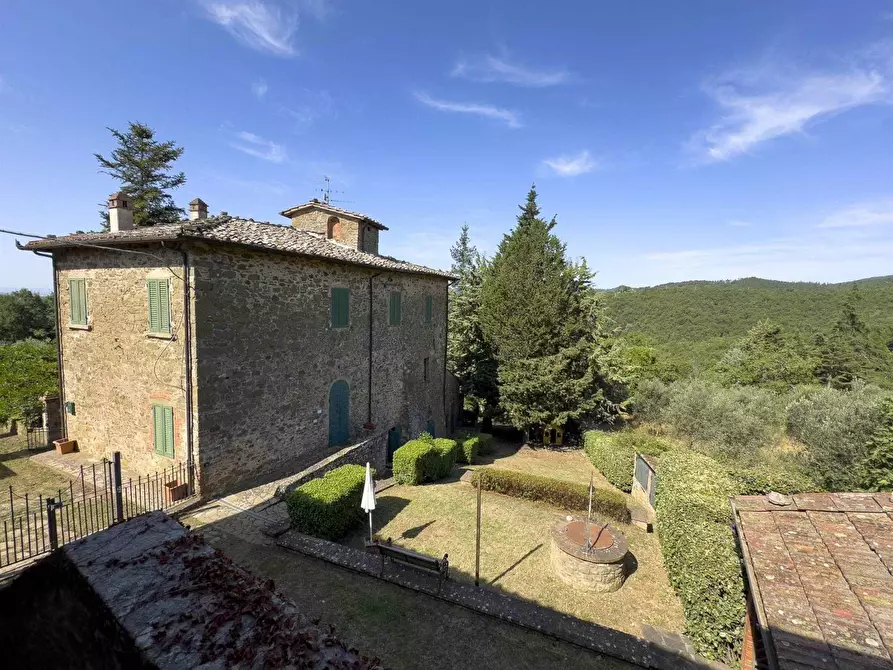 Immagine 29 di Casa colonica in vendita  a Gaiole In Chianti