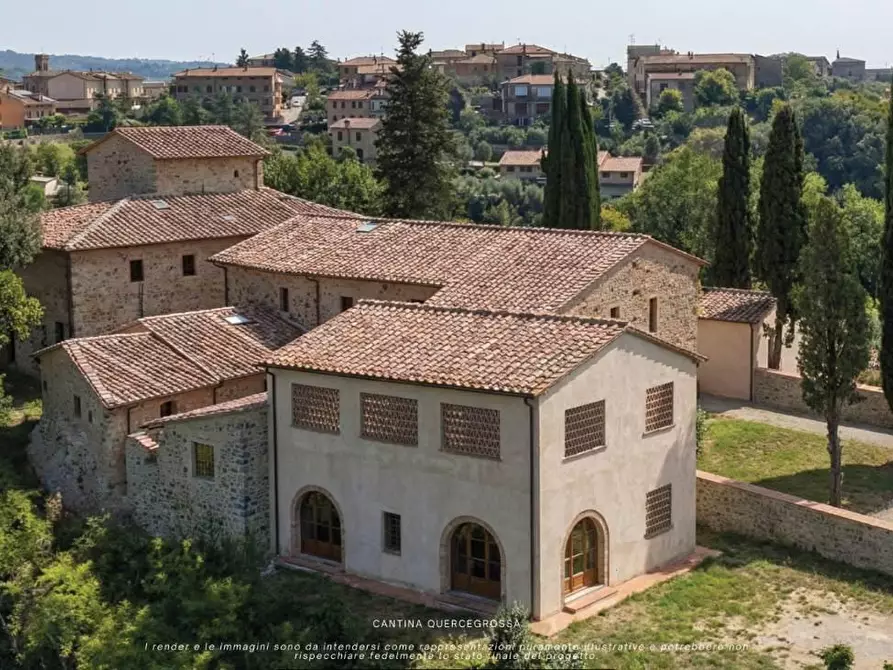 Immagine 1 di Villa in vendita  a Siena