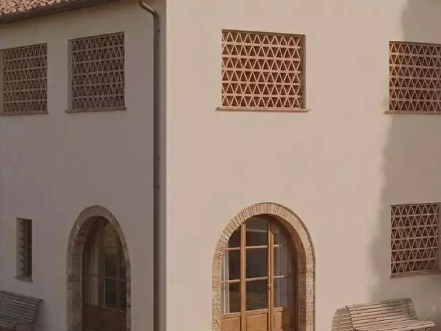 Immagine 3 di Villa in vendita  a Siena
