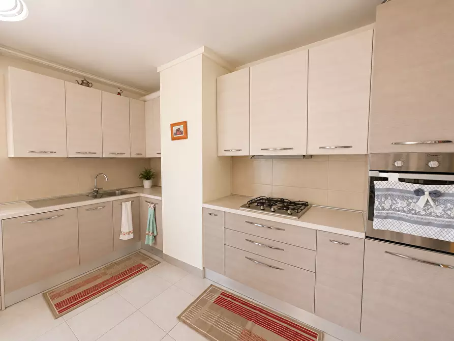 Immagine 8 di Appartamento in vendita  a Pontedera