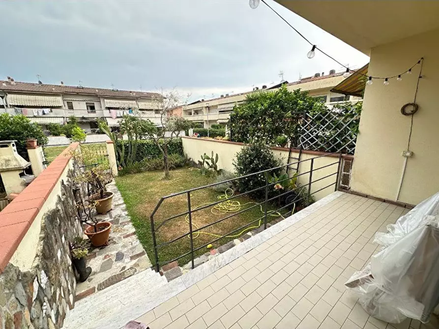 Immagine 7 di Terratetto in vendita  a Ortonovo