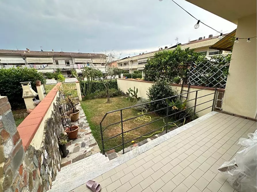 Immagine 8 di Terratetto in vendita  a Ortonovo