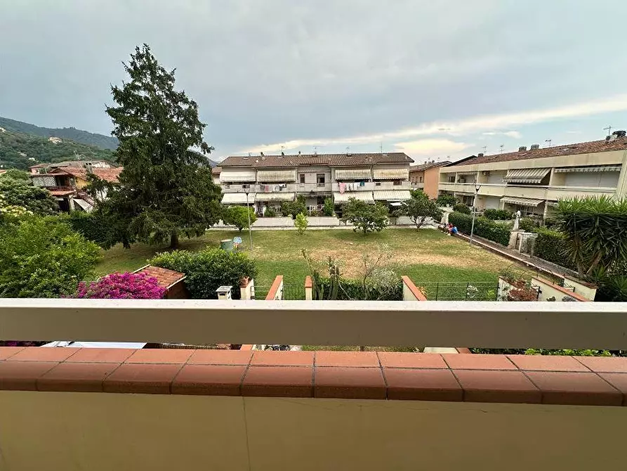 Immagine 20 di Terratetto in vendita  a Ortonovo