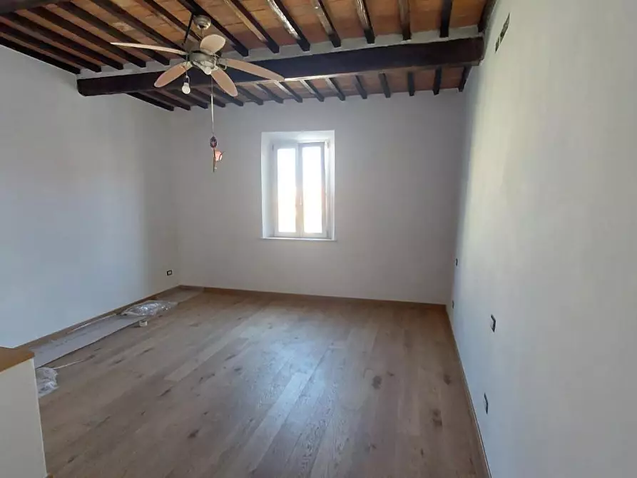 Immagine 1 di Terratetto in vendita  a Cascina