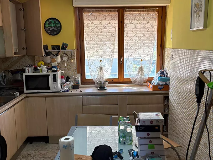 Immagine 3 di Appartamento in vendita  a Massa