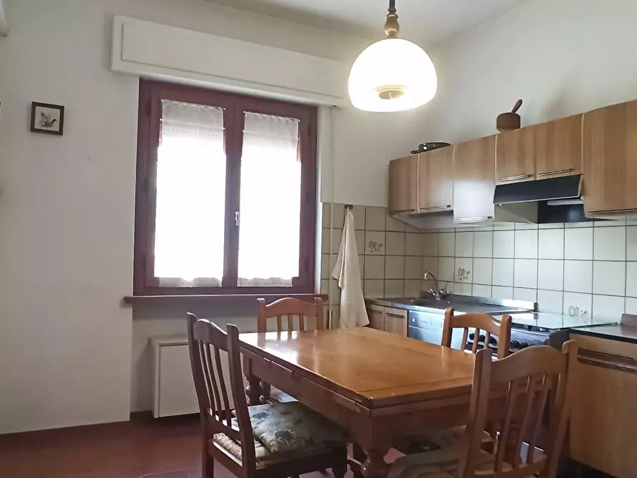 Immagine 11 di Casa bifamiliare in vendita  a Lucca