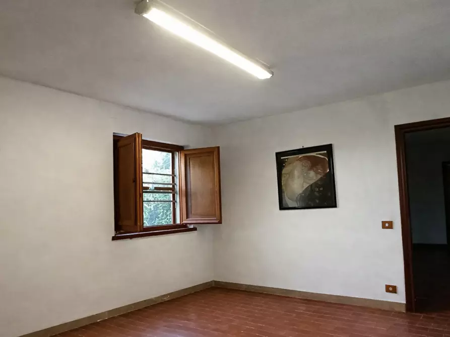 Immagine 28 di Casa bifamiliare in vendita  a Lucca