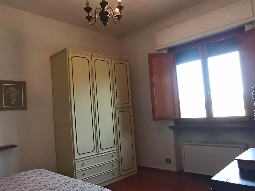 Immagine 38 di Casa bifamiliare in vendita  a Lucca
