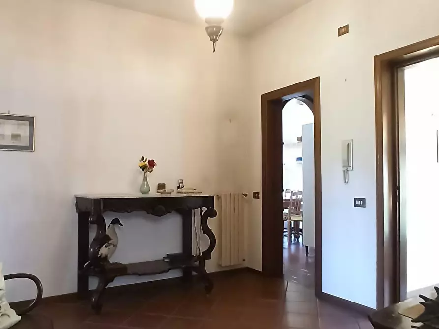 Immagine 6 di Casa bifamiliare in vendita  a Lucca