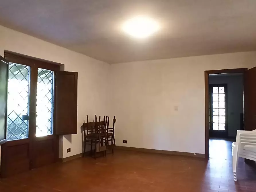 Immagine 19 di Casa bifamiliare in vendita  a Lucca