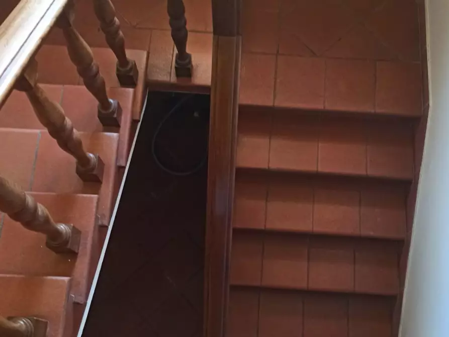 Immagine 31 di Casa bifamiliare in vendita  a Lucca