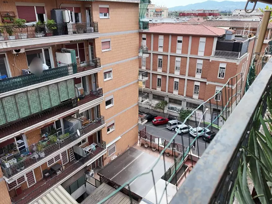 Immagine 35 di Appartamento in vendita  a Roma