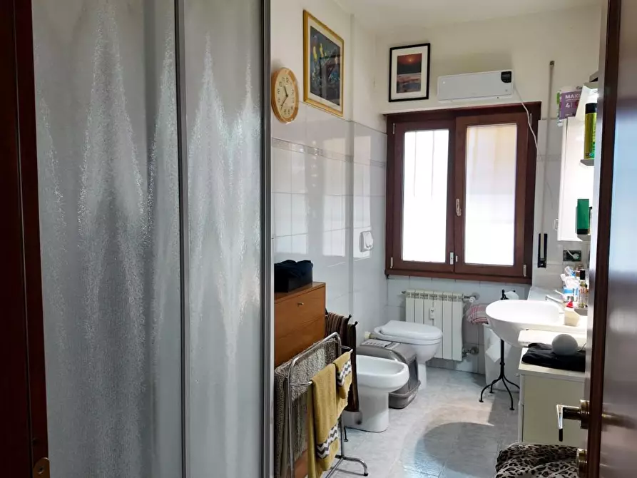 Immagine 18 di Appartamento in vendita  a Roma