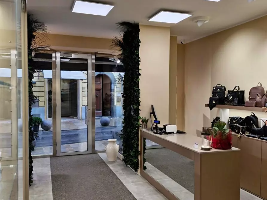 Immagine 7 di Attività commerciale in vendita  a Fucecchio