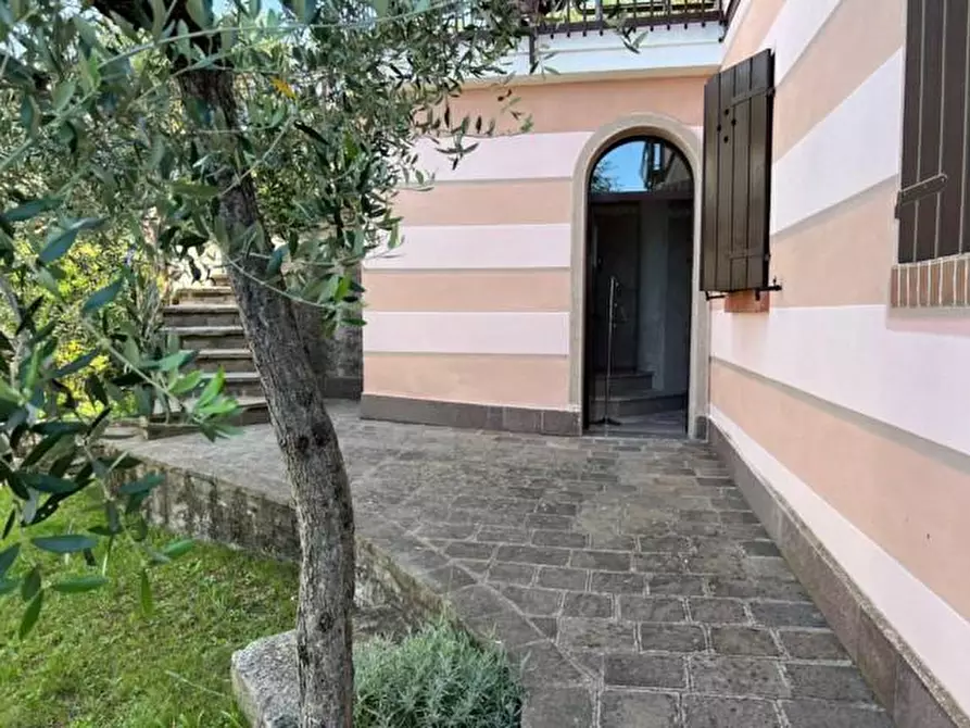 Immagine 31 di Villa in vendita  a Cogorno