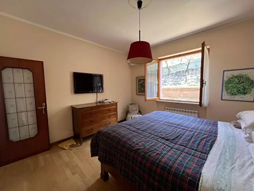 Immagine 38 di Villa in vendita  a Cogorno